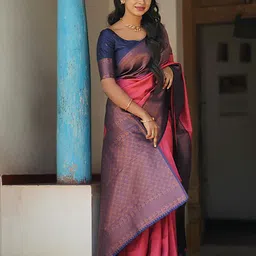 KALINI Zari Banarasi Saree image 3