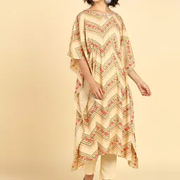 Maaesa Floral Printed Regular Kaftan Kurta With Trousers-picture-17