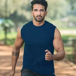 Heelium Men Pack Of 3 Odour Free Super Soft Anti-Bacterial Bamboo Innerwear Gym Vests image 3