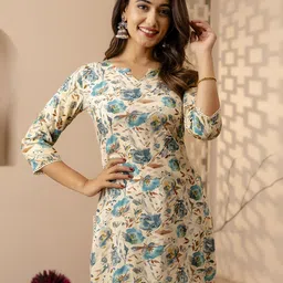 Nayo Floral Printed Round Neck Tunic-picture-13