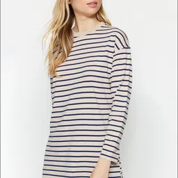 Trendyol Striped Long Sleeves Longline T-Shirt image 3