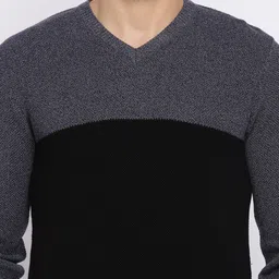 Basics Men Black Colourblocked Pullover image 2