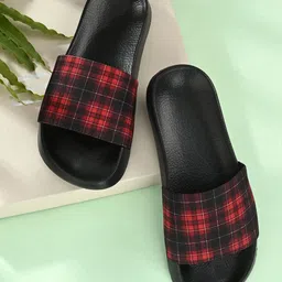 EXTRIMOS Men Red & Black Printed Sliders-picture-19