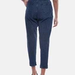 People Women Dark Blue Regular Fit High-Rise Clean Look Light Fade Cotton Jeans image 3