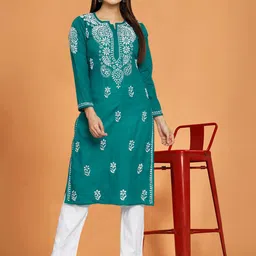 PARAMOUNT CHIKAN Ethnic Motifs Embroidered Notched Neck Chikankari Kurta-picture-25
