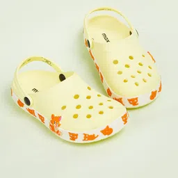 max Girls Self Design Clogs image 1