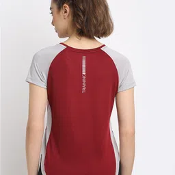 Invincible Contrast Slim Fit Training T-shirt image 4