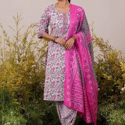 Libas Floral Printed Regular Pure Cotton Kurta With Salwar & Dupatta image 4