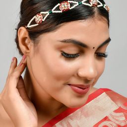 Silvermerc Designs Gold-Plated Red & White Kundan-Studded & Pearl Beaded Temple Head Chain-picture-3