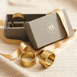 Pure Home and Living Gold-Toned 4 Pieces Metal Textured Napkin Rings-picture-20