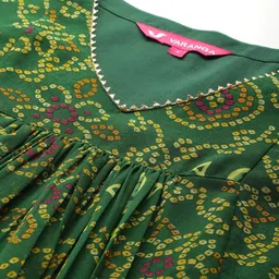 Varanga Bandhani Printed Empire Gotta Patti Kurta With Trousers & Dupatta image 2