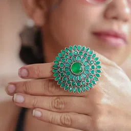 Ozanoo Silver-Plated Oxidised Artificial Stone-Studded Ring image 2