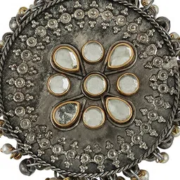 TEEJH Silver-Plated Stone-Studded & Beaded Finger Ring image 4