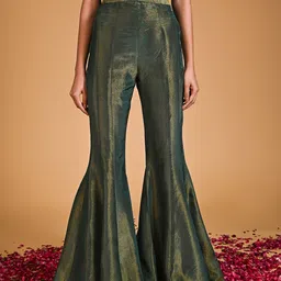 RIRASA Embroidered Sleeveless Top With Trousers image 3