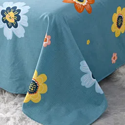 JC HOME Blue Printed Double Queen Bedding Set With 2 Pillow Covers & Quilt Cover image 2