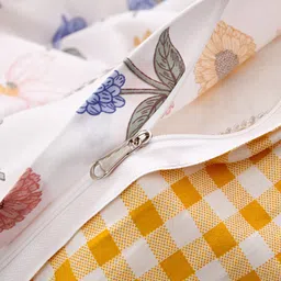 JC HOME Mustard White Checked Cotton Bedding Set image 3