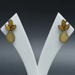 Ozanoo Silver Plated Floral Drop Earrings image 1