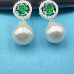 AKLINA Diamond Shaped Studs Earrings-image-51