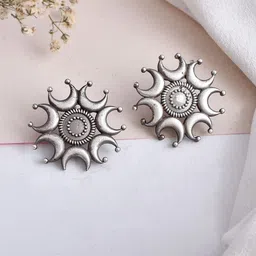 DASTOOR Silver-Plated Contemporary Silver Oxidised Studs Earrings-picture-29