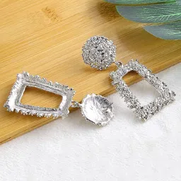 Pinapes Silver-Plated Geometric Drop Earrings image 5