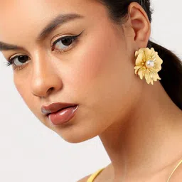 SOHI Gold-Plated Floral Drop Earrings image 5