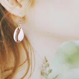 EL REGALO Contemporary Shaped Drop Earrings image 4