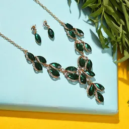 SOHI Gold-Plated Stone-Studded Necklace And Earrings Jewellery Set-picture-24