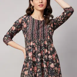 HERE&NOW Floral Printed Round Neck A-Line Pleated Top-picture-14