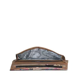 Bellissa Women Beige & Pink Floral Printed PU Three Fold Wallet image 3