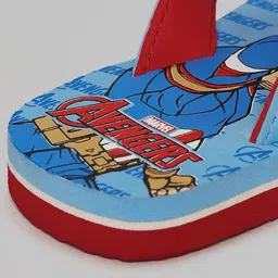 Kids Ville Boys Captain America Printed Thong Flip-Flops image 3