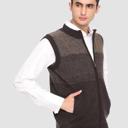 aarbee Men Brown Striped image 1