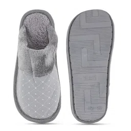 SAPATOS Men Printed Room Slippers image 5