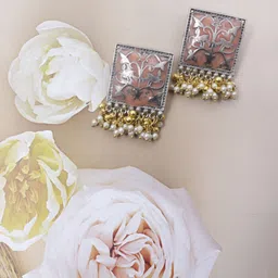 VAGHBHATT Silver-Plated Square Oxidised Studs Earrings image 3