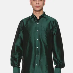 Sethukrishna Men Green Standard Casual Shirt image 1