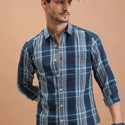 Highlander Men Indigo Dobby Textured Checked Utility Pocket Overshirt image 1