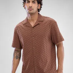 SPYKAR Men Slim Fit Self Design Casual Shirt image 1