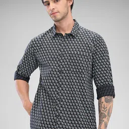 SPYKAR Men Slim Fit Opaque Geometric Printed Spread Collar Casual Shirt-picture-19