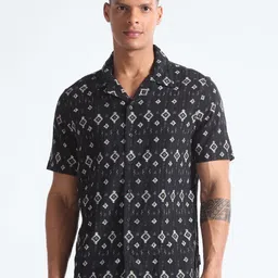 Flying Machine Cuban Collar Ethnic Motif Printed Seersucker Pure Cotton Casual Shirt-picture-41