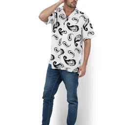 Celio Classic Graphic Printed Cuban Collar Shirt-image-28