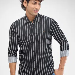 SPYKAR Men Slim Fit Opaque Striped Spread Collar Casual Shirt-image-31