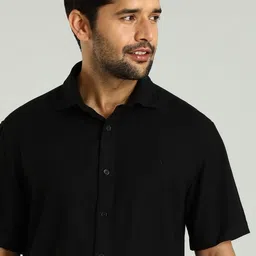 Indian Terrain Spread Collar Short Sleeves Classic Slim Fit Casual Shirt-image-24