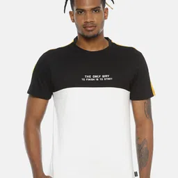 Campus Sutra Men White & Black Colourblocked T-shirt-image-4