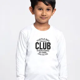 Friskers Boys White Typography Printed Raw Edge Slim Fit T-shirt-picture-48
