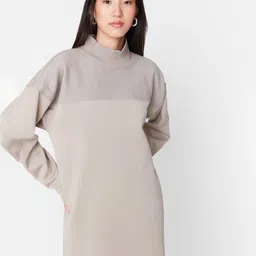 Trendyol Colourblocked High Neck Longline Pullover-picture-32
