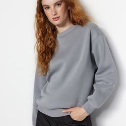 Trendyol Round Neck Sweatshirt-picture-31