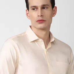 Van Heusen Men Beige Solid Cotton Formal Shirt image 2