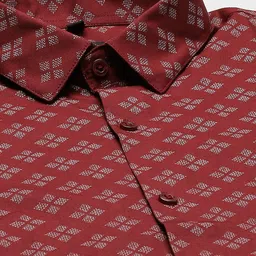 SOJANYA Men Maroon & White Classic Fit Printed Formal Shirt image 4