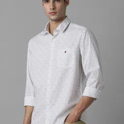 Louis Philippe Sport Slim Fit Micro Ditsy Printed Spread Collar Casual Shirt image 3