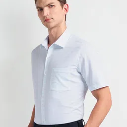 Arrow Checked Spread Collar Formal Shirt image 2