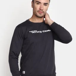 V-Mart Graphic Printed Pullover image 3
